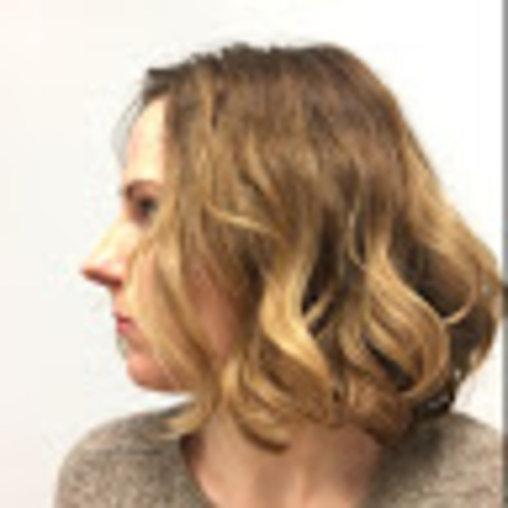 Meet your Posher, Carine